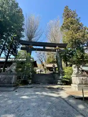 諏訪大社上社前宮の{uncategorized: "未分類", other: "その他", undefined: "問題あり", building: "その他建物", grave: "お墓", sacred_gate: "鳥居", guardian: "狛犬", statue: "像", buddha: "仏像", history: "歴史", nature: "自然", garden: "庭園", animal: "動物", pagoda: "塔", temizu: "手水舎", mountain_gate: "山門・神門", sanctuary: "本殿・本堂", subordinate: "末社・摂社", art: "芸術", scenery: "景色", jizo: "地蔵", ema: "絵馬", goshuin: "御朱印", omikuji: "おみくじ", items: "授与品その他", amulet: "お守り", goshuincho: "御朱印帳", eats: "食事", festival: "お祭り", votive_dance: "神楽", shichigosan: "七五三参", wedding: "結婚式", experience: "体験その他", initially: "初詣", around: "周辺", anti_infection: "感染症対策"}