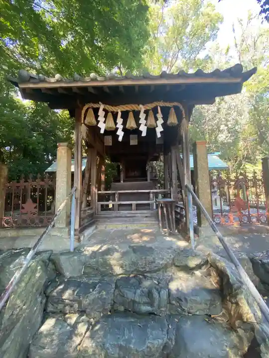 城山八幡宮の末社・摂社