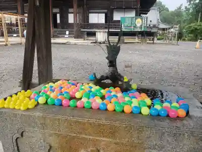 西教寺の手水舎