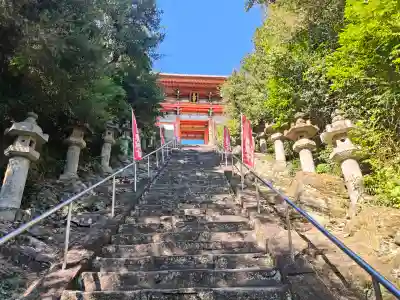 紀州東照宮の{uncategorized: "未分類", other: "その他", undefined: "問題あり", building: "その他建物", grave: "お墓", sacred_gate: "鳥居", guardian: "狛犬", statue: "像", buddha: "仏像", history: "歴史", nature: "自然", garden: "庭園", animal: "動物", pagoda: "塔", temizu: "手水舎", mountain_gate: "山門・神門", sanctuary: "本殿・本堂", subordinate: "末社・摂社", art: "芸術", scenery: "景色", jizo: "地蔵", ema: "絵馬", goshuin: "御朱印", omikuji: "おみくじ", items: "授与品その他", amulet: "お守り", goshuincho: "御朱印帳", eats: "食事", festival: "お祭り", votive_dance: "神楽", shichigosan: "七五三参", wedding: "結婚式", experience: "体験その他", initially: "初詣", around: "周辺", anti_infection: "感染症対策"}