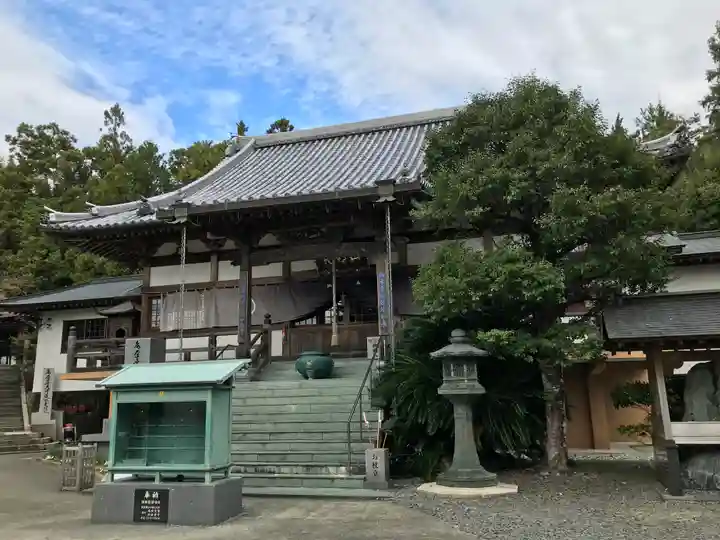 十楽寺の本殿・本堂