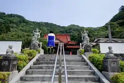 荘厳寺の山門・神門