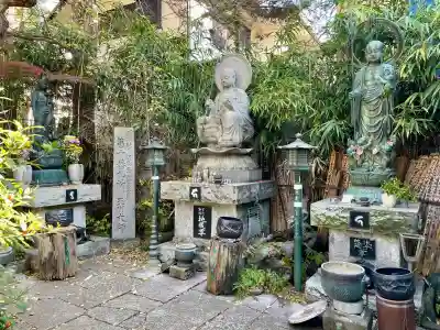 玉眞院玉川大師(東京都)