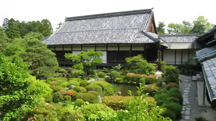 等持院の庭園