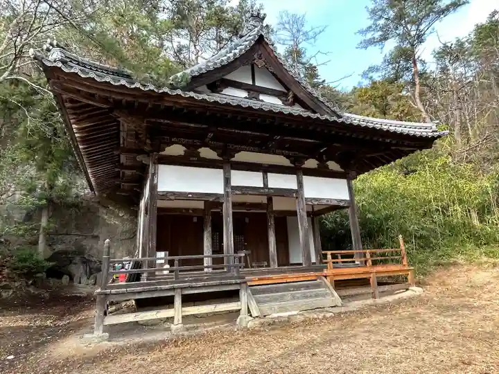 長安寺 岩井堂観音(長野県)