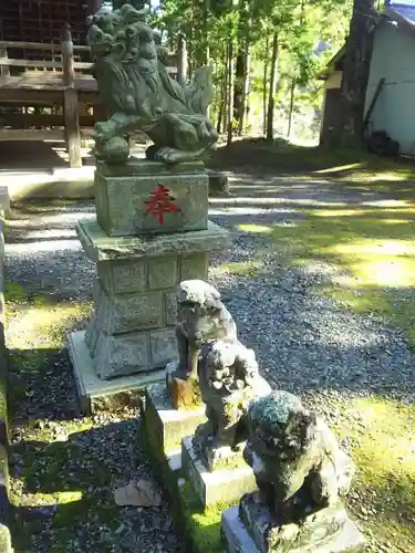 龜山神社の狛犬