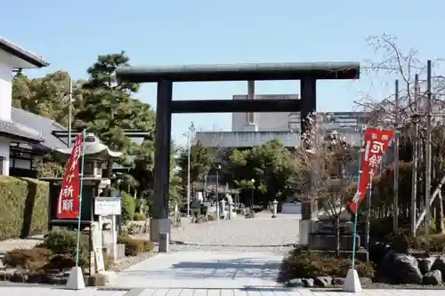 滋賀県護国神社の鳥居