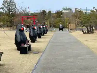 くまモン神社の{uncategorized: "未分類", other: "その他", undefined: "問題あり", building: "その他建物", grave: "お墓", sacred_gate: "鳥居", guardian: "狛犬", statue: "像", buddha: "仏像", history: "歴史", nature: "自然", garden: "庭園", animal: "動物", pagoda: "塔", temizu: "手水舎", mountain_gate: "山門・神門", sanctuary: "本殿・本堂", subordinate: "末社・摂社", art: "芸術", scenery: "景色", jizo: "地蔵", ema: "絵馬", goshuin: "御朱印", omikuji: "おみくじ", items: "授与品その他", amulet: "お守り", goshuincho: "御朱印帳", eats: "食事", festival: "お祭り", votive_dance: "神楽", shichigosan: "七五三参", wedding: "結婚式", experience: "体験その他", initially: "初詣", around: "周辺", anti_infection: "感染症対策"}