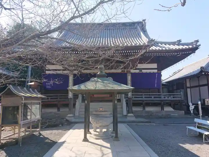 曼荼羅寺の本殿・本堂