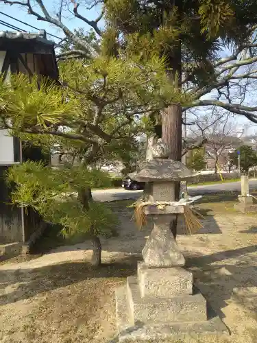 荒神社の建物その他