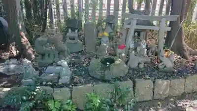 大原稲荷神社の末社・摂社