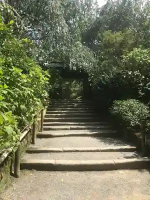 明月院の山門・神門