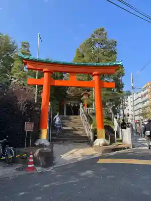 穴八幡宮の鳥居