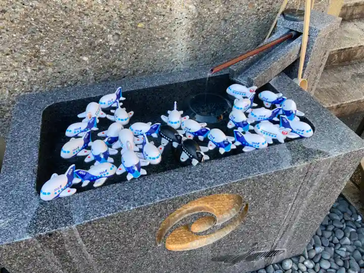 飛行神社の手水舎