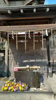 上尾御嶽神社の手水舎