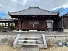 観音寺の本殿