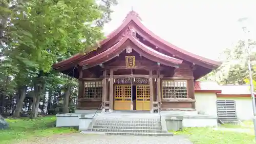 深川神社の本殿