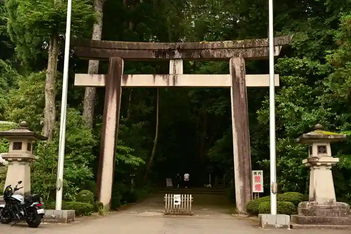 白山比咩神社(石川県)