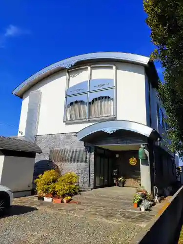 西生寺の本殿・本堂