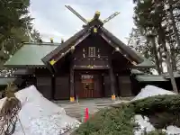 琴似神社の{uncategorized: "未分類", other: "その他", undefined: "問題あり", building: "その他建物", grave: "お墓", sacred_gate: "鳥居", guardian: "狛犬", statue: "像", buddha: "仏像", history: "歴史", nature: "自然", garden: "庭園", animal: "動物", pagoda: "塔", temizu: "手水舎", mountain_gate: "山門・神門", sanctuary: "本殿・本堂", subordinate: "末社・摂社", art: "芸術", scenery: "景色", jizo: "地蔵", ema: "絵馬", goshuin: "御朱印", omikuji: "おみくじ", items: "授与品その他", amulet: "お守り", goshuincho: "御朱印帳", eats: "食事", festival: "お祭り", votive_dance: "神楽", shichigosan: "七五三参", wedding: "結婚式", experience: "体験その他", initially: "初詣", around: "周辺", anti_infection: "感染症対策"}