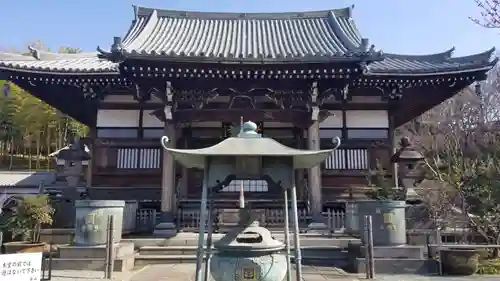 妙蓮寺の本殿・本堂