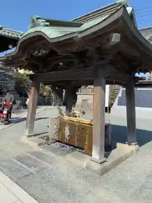 成田山川越別院の手水舎