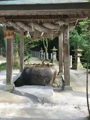 玉作湯神社の手水舎