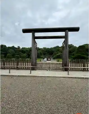 神武天皇陵（畝傍山東北陵）(奈良県)