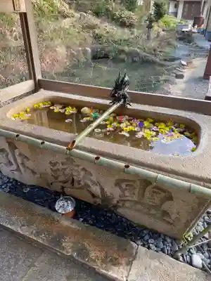 廣八幡宮の手水舎