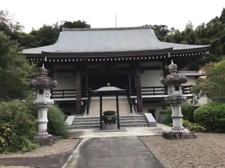 徳善寺の本殿・本堂