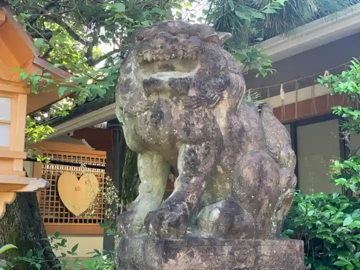 須賀神社の狛犬