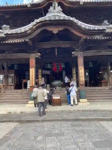 粉河寺の本殿・本堂