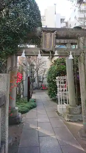 笠間稲荷神社 東京別社の鳥居