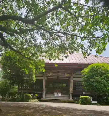 乗願寺の{uncategorized: "未分類", other: "その他", undefined: "問題あり", building: "その他建物", grave: "お墓", sacred_gate: "鳥居", guardian: "狛犬", statue: "像", buddha: "仏像", history: "歴史", nature: "自然", garden: "庭園", animal: "動物", pagoda: "塔", temizu: "手水舎", mountain_gate: "山門・神門", sanctuary: "本殿・本堂", subordinate: "末社・摂社", art: "芸術", scenery: "景色", jizo: "地蔵", ema: "絵馬", goshuin: "御朱印", omikuji: "おみくじ", items: "授与品その他", amulet: "お守り", goshuincho: "御朱印帳", eats: "食事", festival: "お祭り", votive_dance: "神楽", shichigosan: "七五三参", wedding: "結婚式", experience: "体験その他", initially: "初詣", around: "周辺", anti_infection: "感染症対策"}