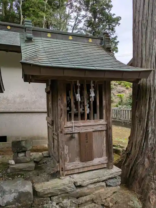 一宮神社の{uncategorized: "未分類", other: "その他", undefined: "問題あり", building: "その他建物", grave: "お墓", sacred_gate: "鳥居", guardian: "狛犬", statue: "像", buddha: "仏像", history: "歴史", nature: "自然", garden: "庭園", animal: "動物", pagoda: "塔", temizu: "手水舎", mountain_gate: "山門・神門", sanctuary: "本殿・本堂", subordinate: "末社・摂社", art: "芸術", scenery: "景色", jizo: "地蔵", ema: "絵馬", goshuin: "御朱印", omikuji: "おみくじ", items: "授与品その他", amulet: "お守り", goshuincho: "御朱印帳", eats: "食事", festival: "お祭り", votive_dance: "神楽", shichigosan: "七五三参", wedding: "結婚式", experience: "体験その他", initially: "初詣", around: "周辺", anti_infection: "感染症対策"}