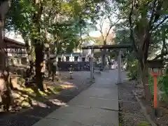 片山八幡神社の建物その他