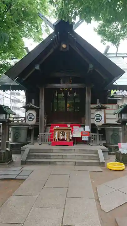 三島神社の本殿・本堂