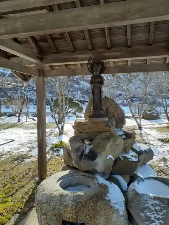 福田寺の手水舎