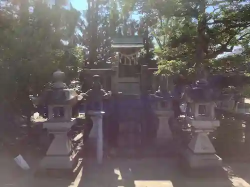 神明社（開明東沼）の末社・摂社