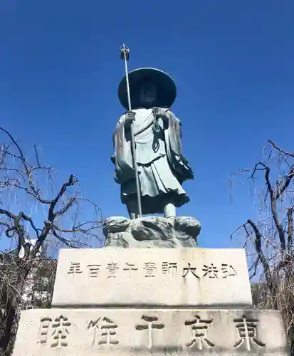 西新井大師総持寺の像