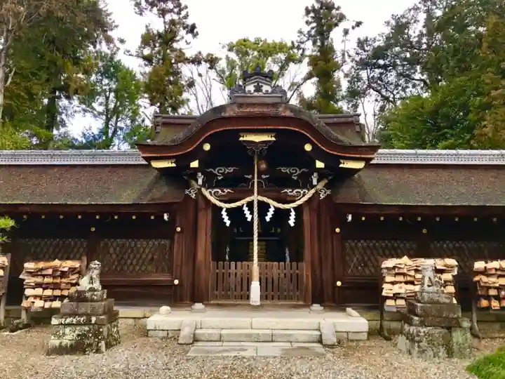 梅宮大社の本殿・本堂