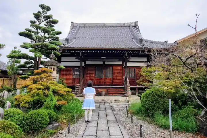 世尊院(曼陀羅寺塔頭)の本殿・本堂