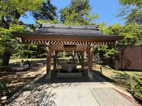 武田神社の{uncategorized: "未分類", other: "その他", undefined: "問題あり", building: "その他建物", grave: "お墓", sacred_gate: "鳥居", guardian: "狛犬", statue: "像", buddha: "仏像", history: "歴史", nature: "自然", garden: "庭園", animal: "動物", pagoda: "塔", temizu: "手水舎", mountain_gate: "山門・神門", sanctuary: "本殿・本堂", subordinate: "末社・摂社", art: "芸術", scenery: "景色", jizo: "地蔵", ema: "絵馬", goshuin: "御朱印", omikuji: "おみくじ", items: "授与品その他", amulet: "お守り", goshuincho: "御朱印帳", eats: "食事", festival: "お祭り", votive_dance: "神楽", shichigosan: "七五三参", wedding: "結婚式", experience: "体験その他", initially: "初詣", around: "周辺", anti_infection: "感染症対策"}