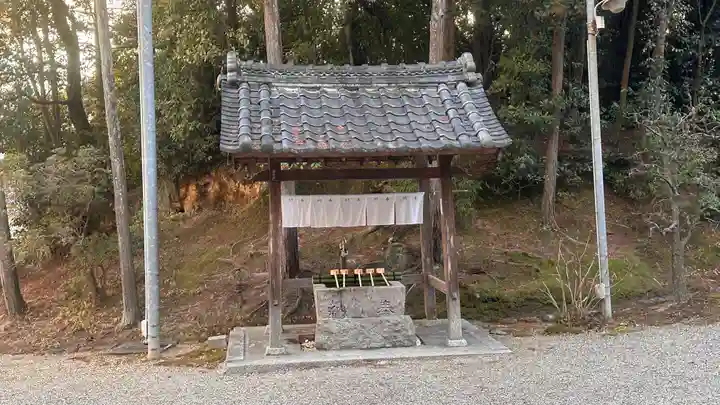八幡神社の手水舎