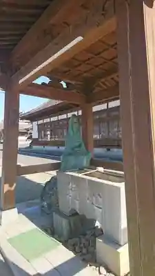 常福寺の手水舎