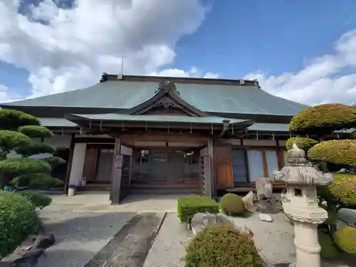 教王院の本殿・本堂