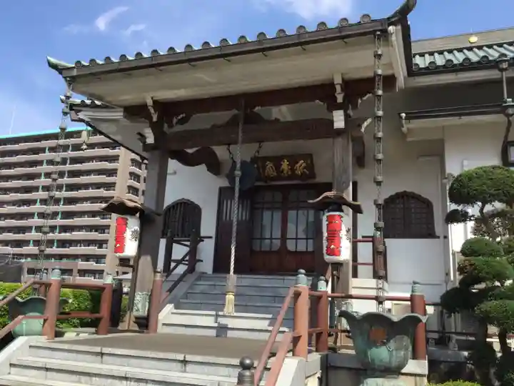 宗保院の本殿・本堂