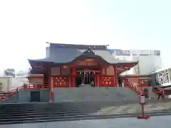 花園神社の本殿