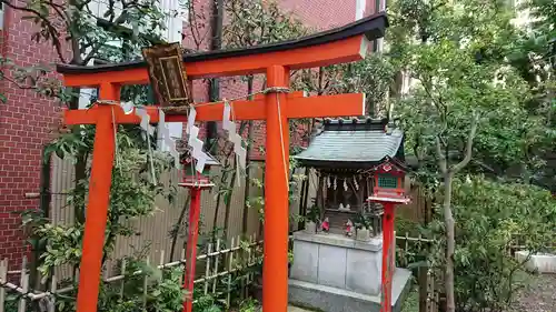 三田春日神社の末社・摂社