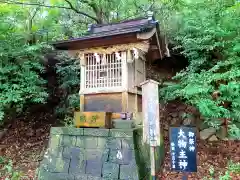 事任八幡宮の末社